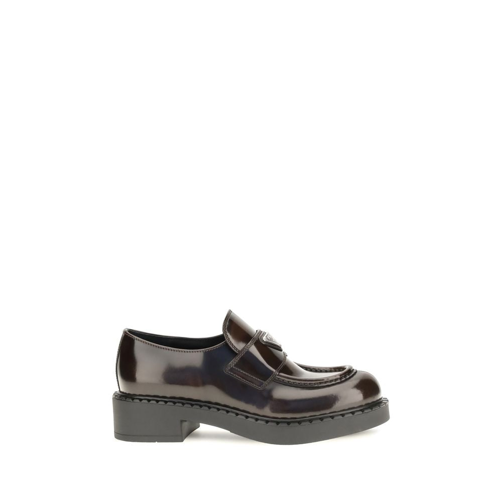Prada Brown Calfskin Polished-Logo Loafers – Round Toe, Low Block Heel, AW26, Italian