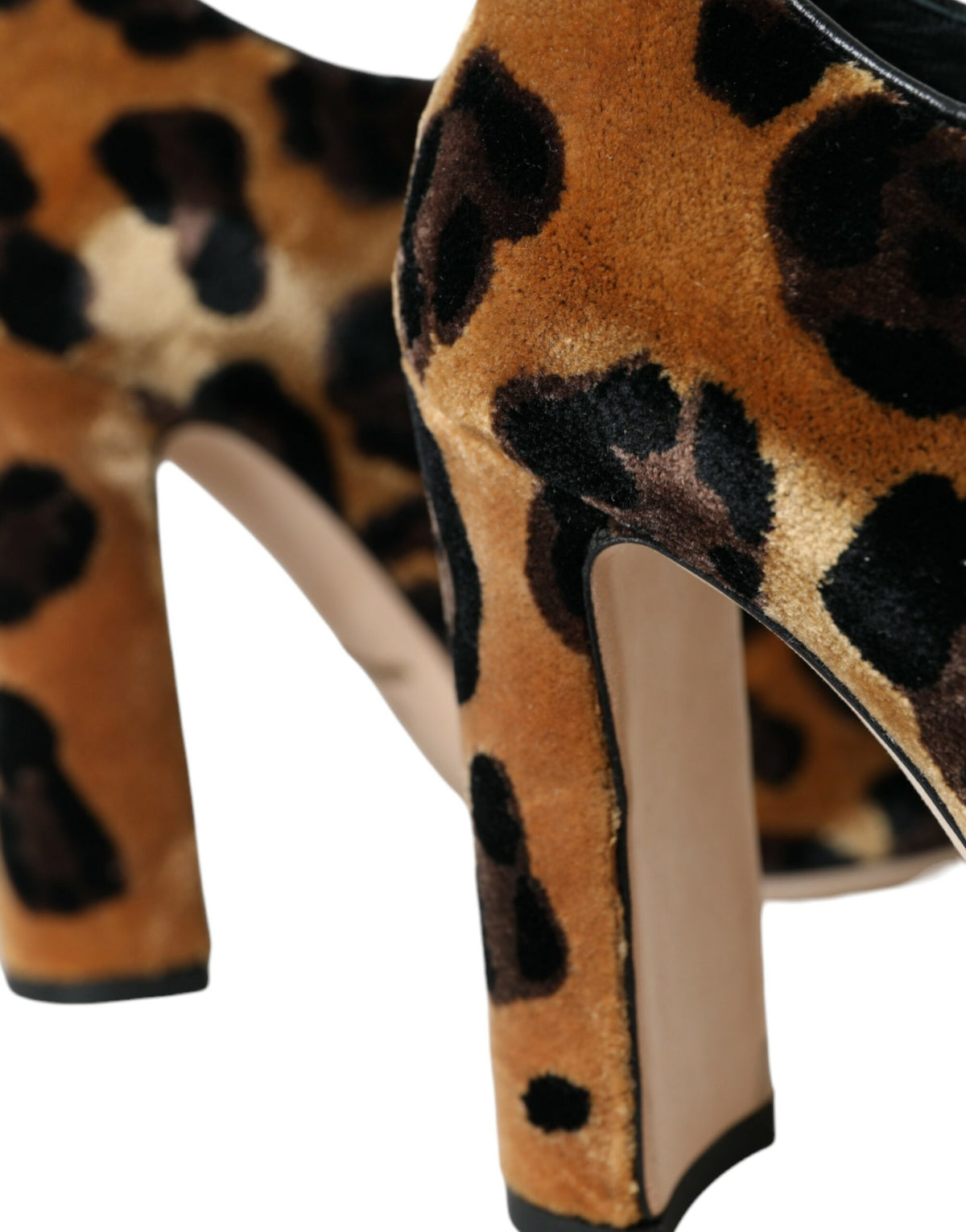 Dolce & Gabbana Brown Leopard Furry Viscose Lace-Up Ankle Boots – Leather Sole, Logo, Italian