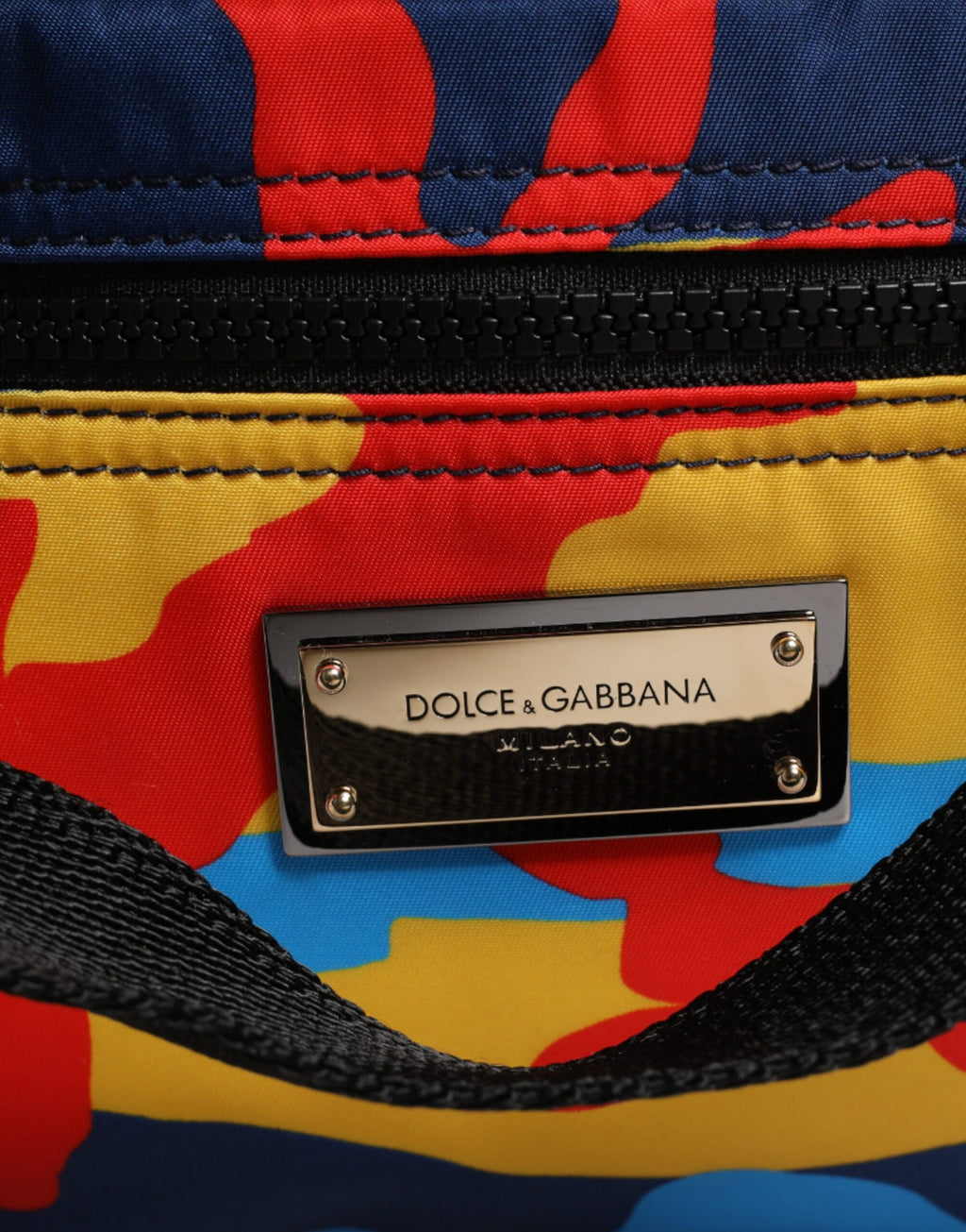 Dolce & Gabbana Multicolor Camouflage Nylon Tote Bag – Zip Closure, Two Handles + Strap, 39x40x8 cm, Italian