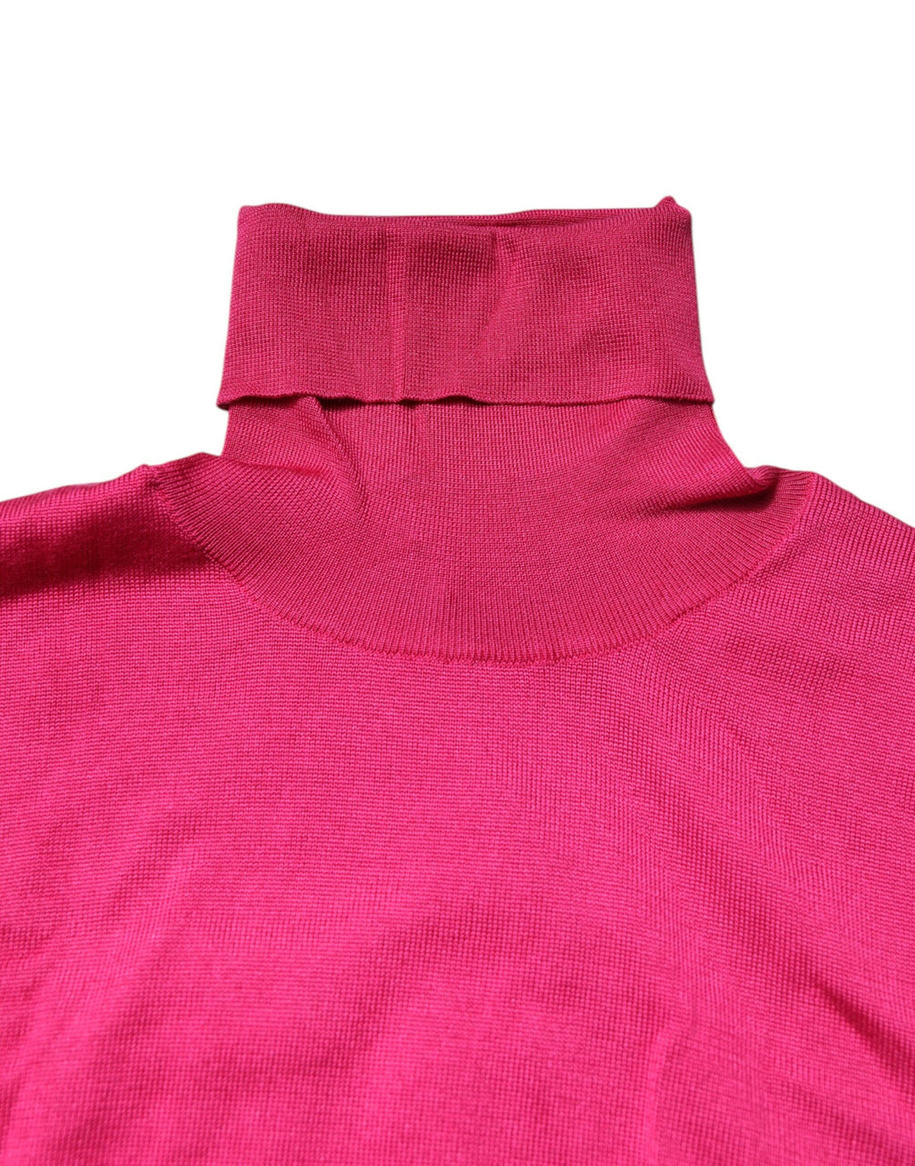Dolce & Gabbana Pink 100% Silk Curved-Neck Crop Top – Knitted