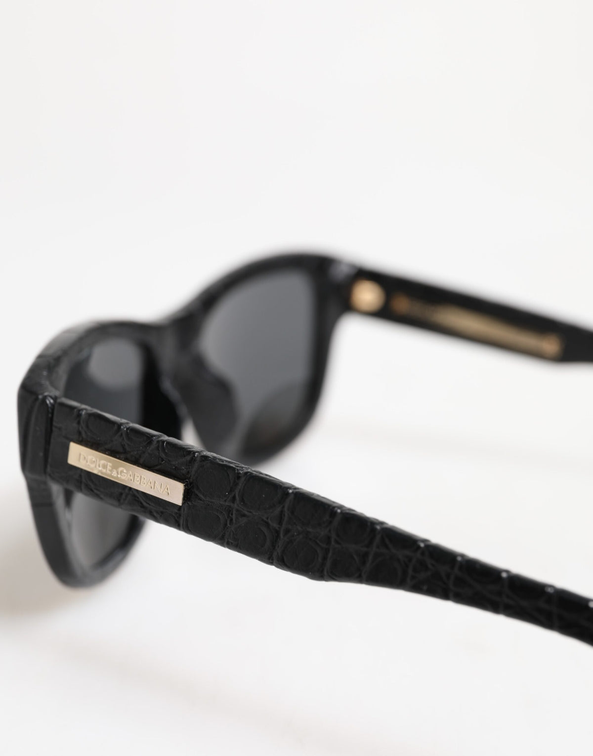 Dolce & Gabbana Black Alligator-Leather-Frame Tinted-Lens Sunglasses DG4177 – Goatskin Lining, Logo, 100% UV, Italian